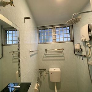 Kamar kembar standard